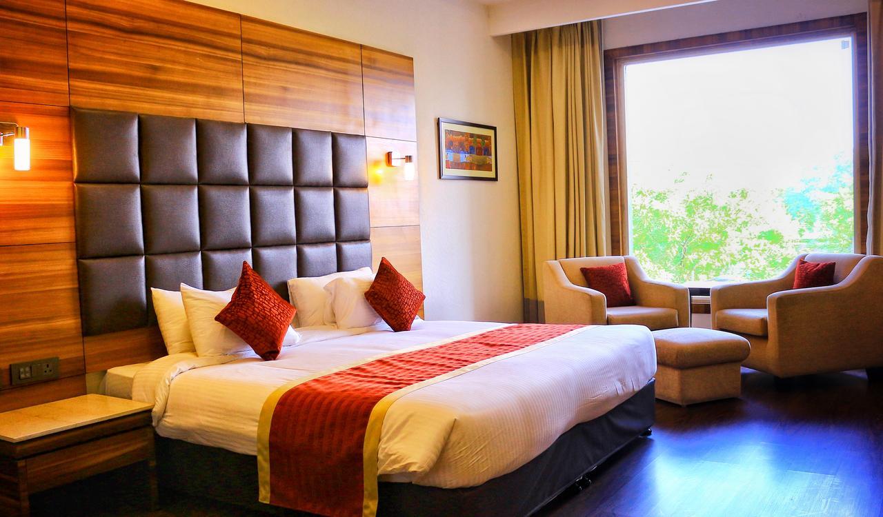 City Park Resort Bahadurgarh Exterior photo