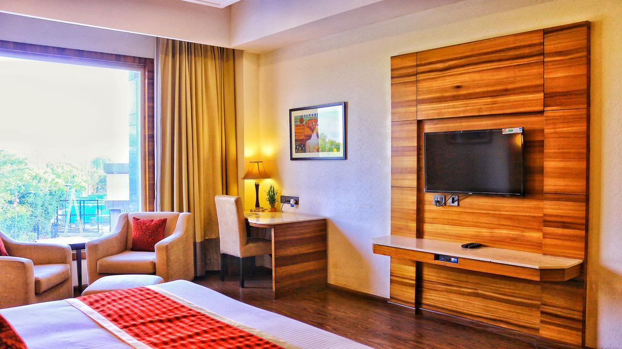 City Park Resort Bahadurgarh Exterior photo