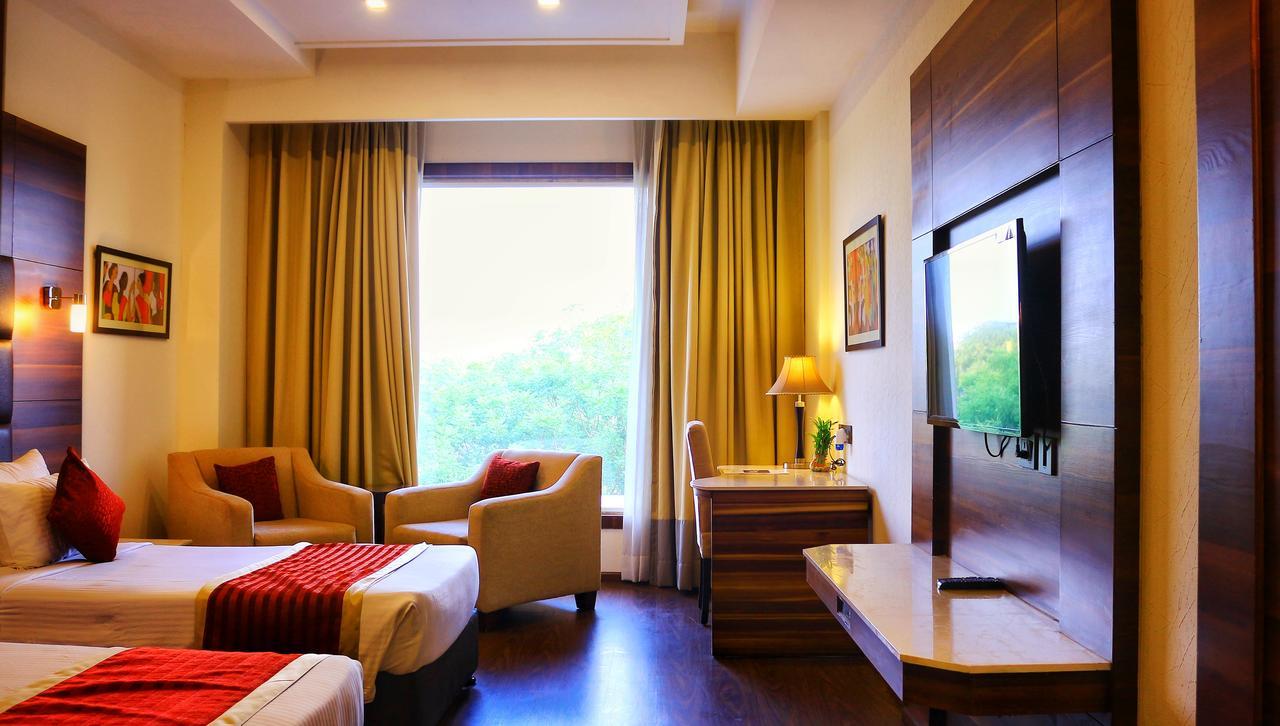 City Park Resort Bahadurgarh Exterior photo